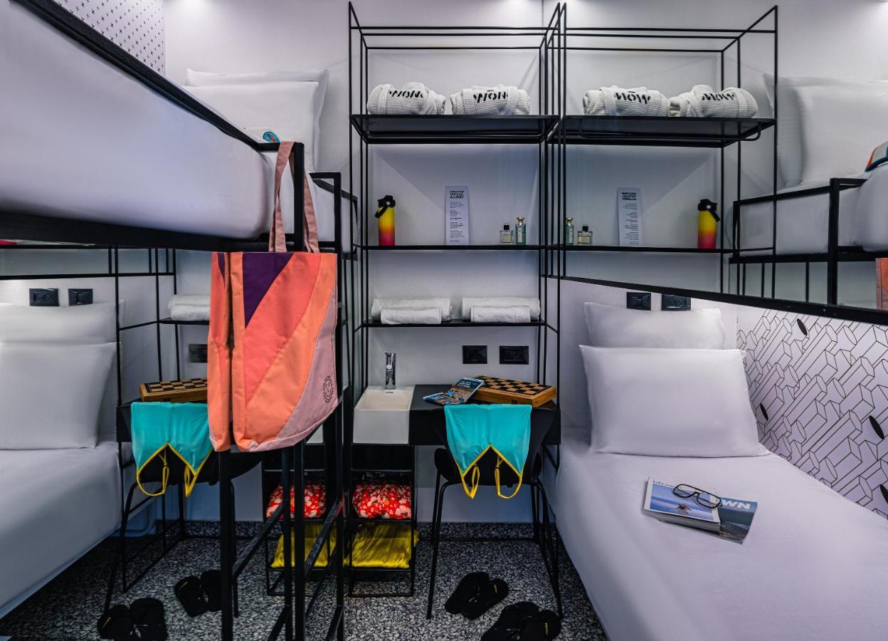 Wom Beach Pod Hotel - A Member Of Brown Hotels Тель-Авів Екстер'єр фото